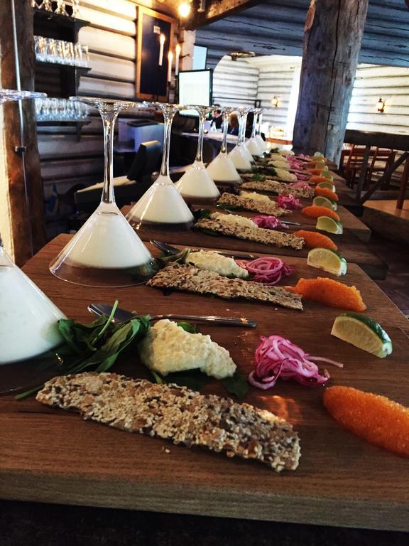 Hotel Akerlund โยคโมค ภายนอก รูปภาพ