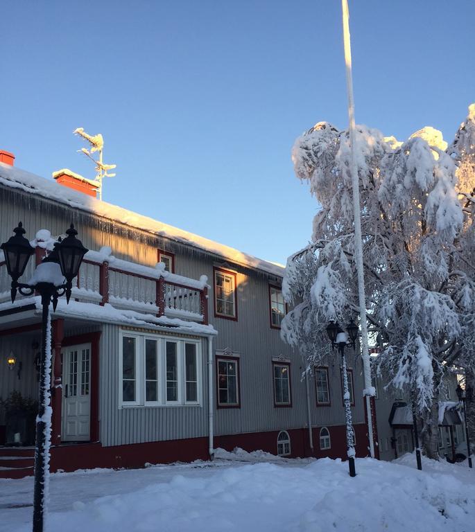 Hotel Akerlund โยคโมค ภายนอก รูปภาพ